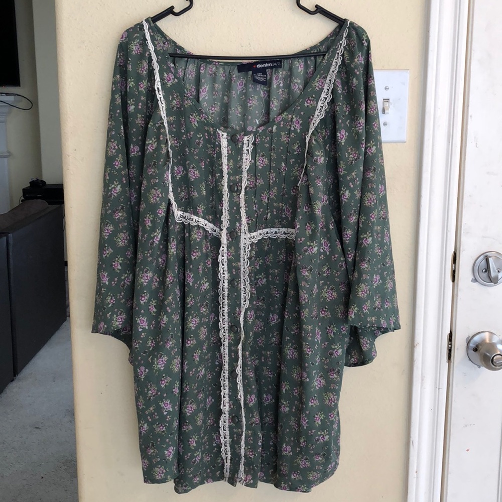 NWOT Denim 24/7 Green Floral Print Top Blouse 28W